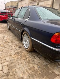 بي ام دبليو 8 الفئة